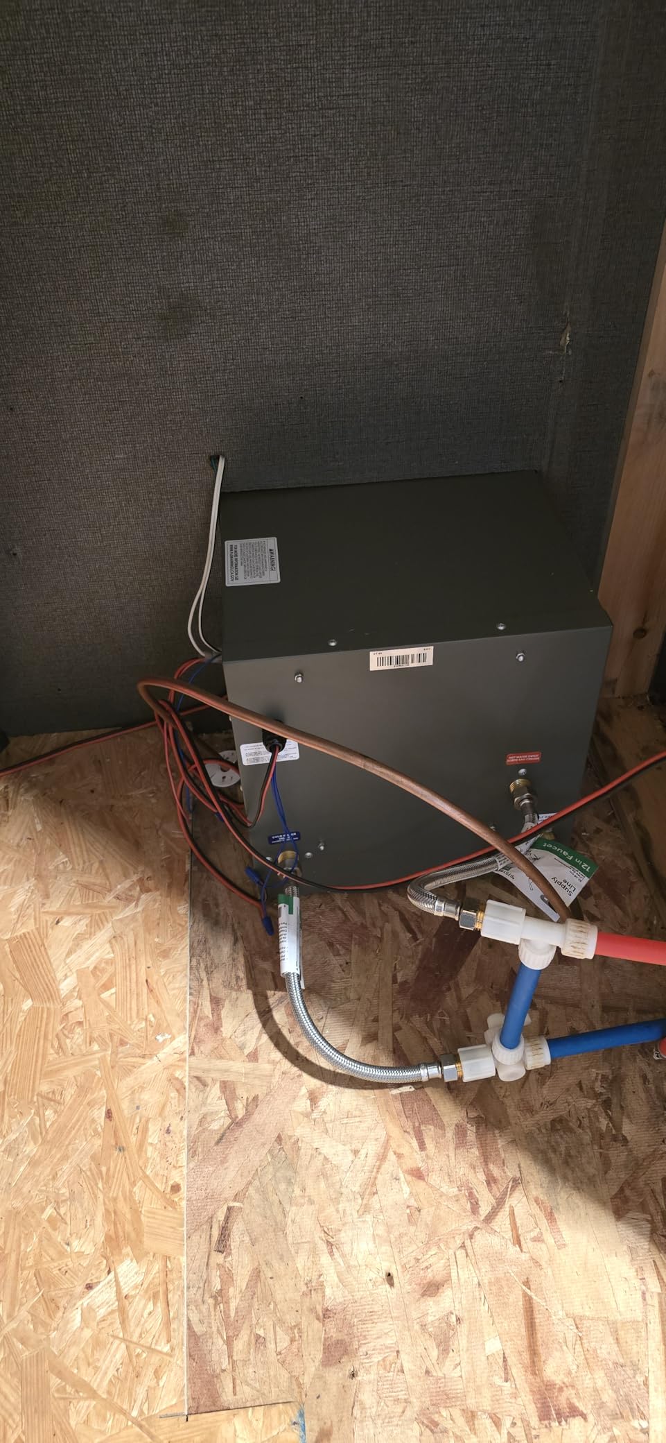 Suburban RV Tankless 60,000 BTU Water Heater - Endless Hot Water Supply, Energy Saving, Digital User Control Center, Designed for Safety, Freeze Protection (ST-60) customer photo 2