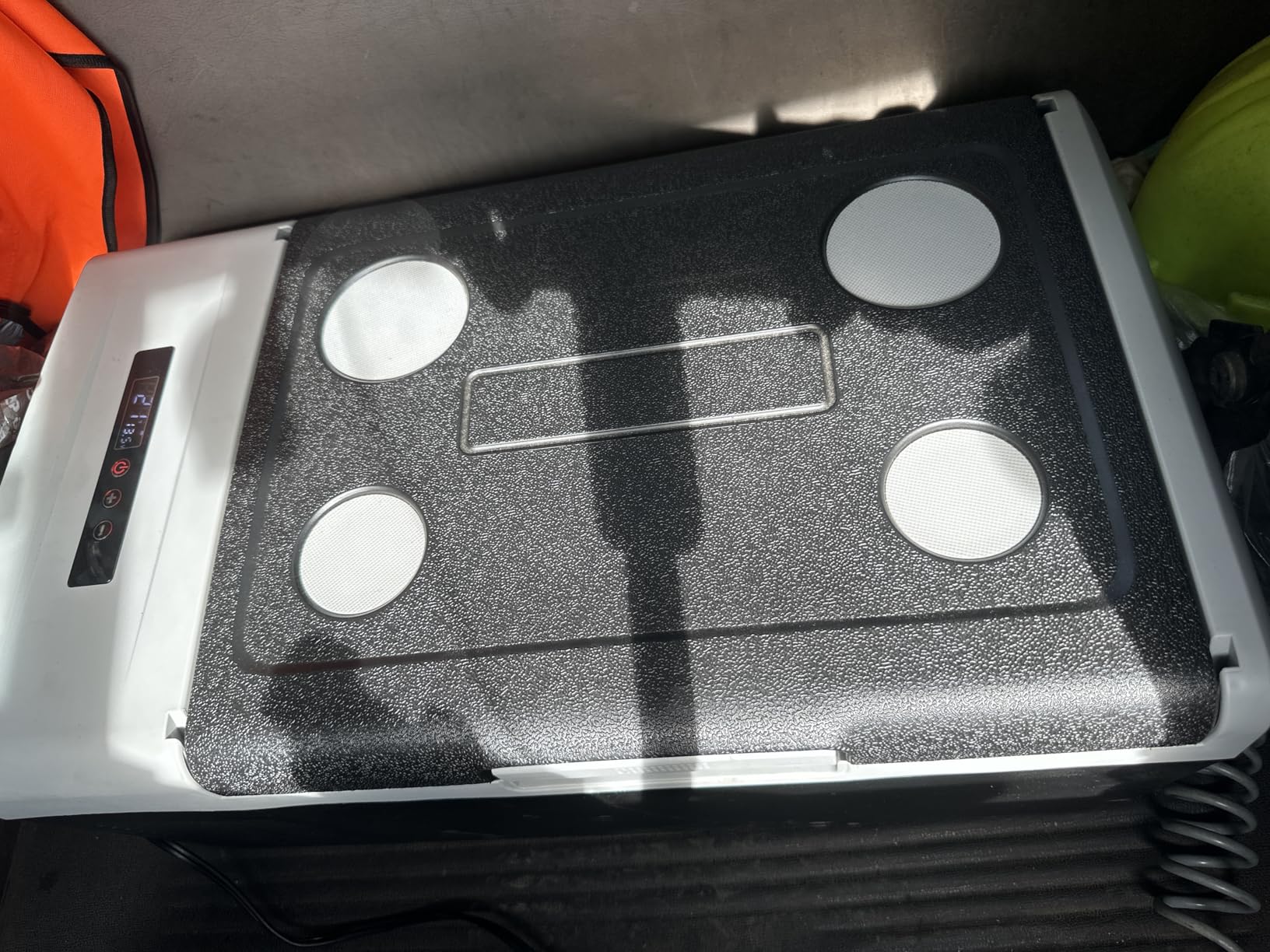 12 Volt Refrigerator Portable Fridge - 16 Quart(15L) Electric Cooler Compressor fridge -4℉-68℉, 12/24V DC & 100-240V AC Car Refrigerator for Camping, RV, Fishing, Travel, Home customer photo 1