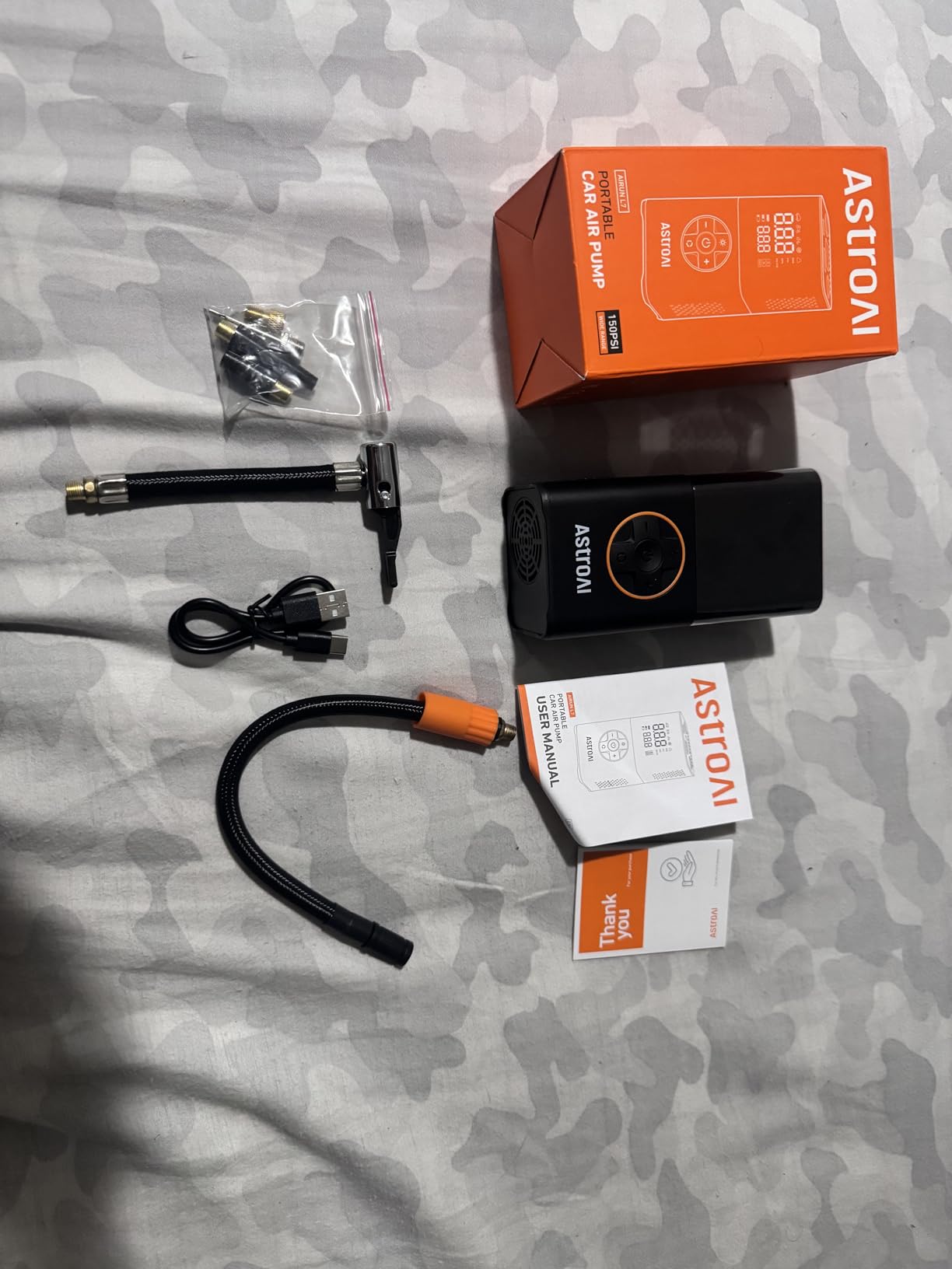 AstroAI L7 Tire Inflator Portable Air Compressor Cordless Mini Bike Pump with Digital Dual Values Display, 150 PSI Car Tires Air Pump with LED Lights&Pressure Gauge for Auto, Motorcycles, Bikes, Balls customer photo 2