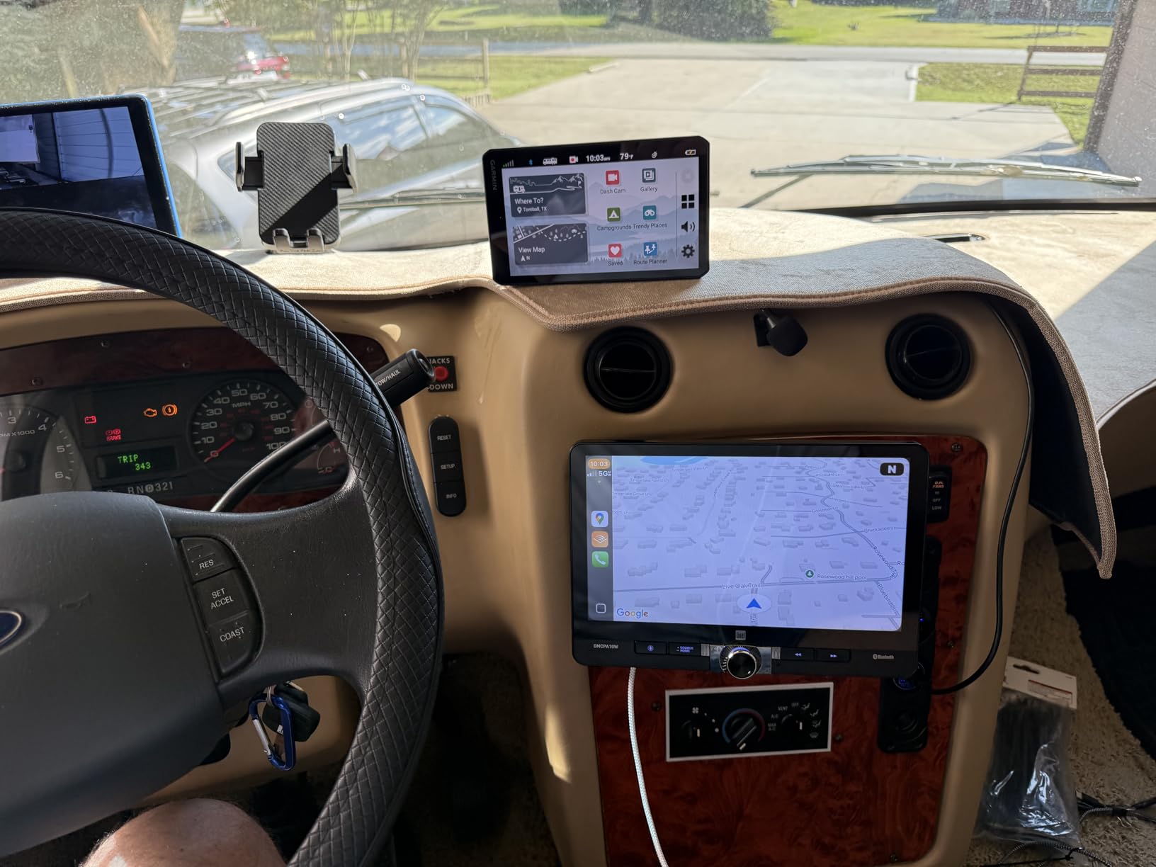 Garmin RV Cam 795, Large, Easy-to-Read 7