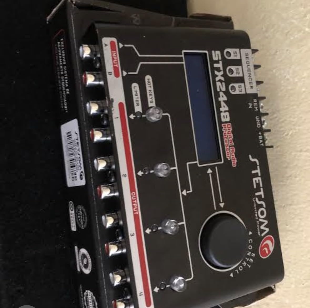 Stetsom STX2448 FLOATING PRO - Full Professional DSP, Digital Signal, Processor PRO, Crossover & Graphic Equalizer 15 Bands, Remote Sequencer, Subharmonic Bass, RCA & HIGH Input, Limiter Peak & RMS customer photo 1