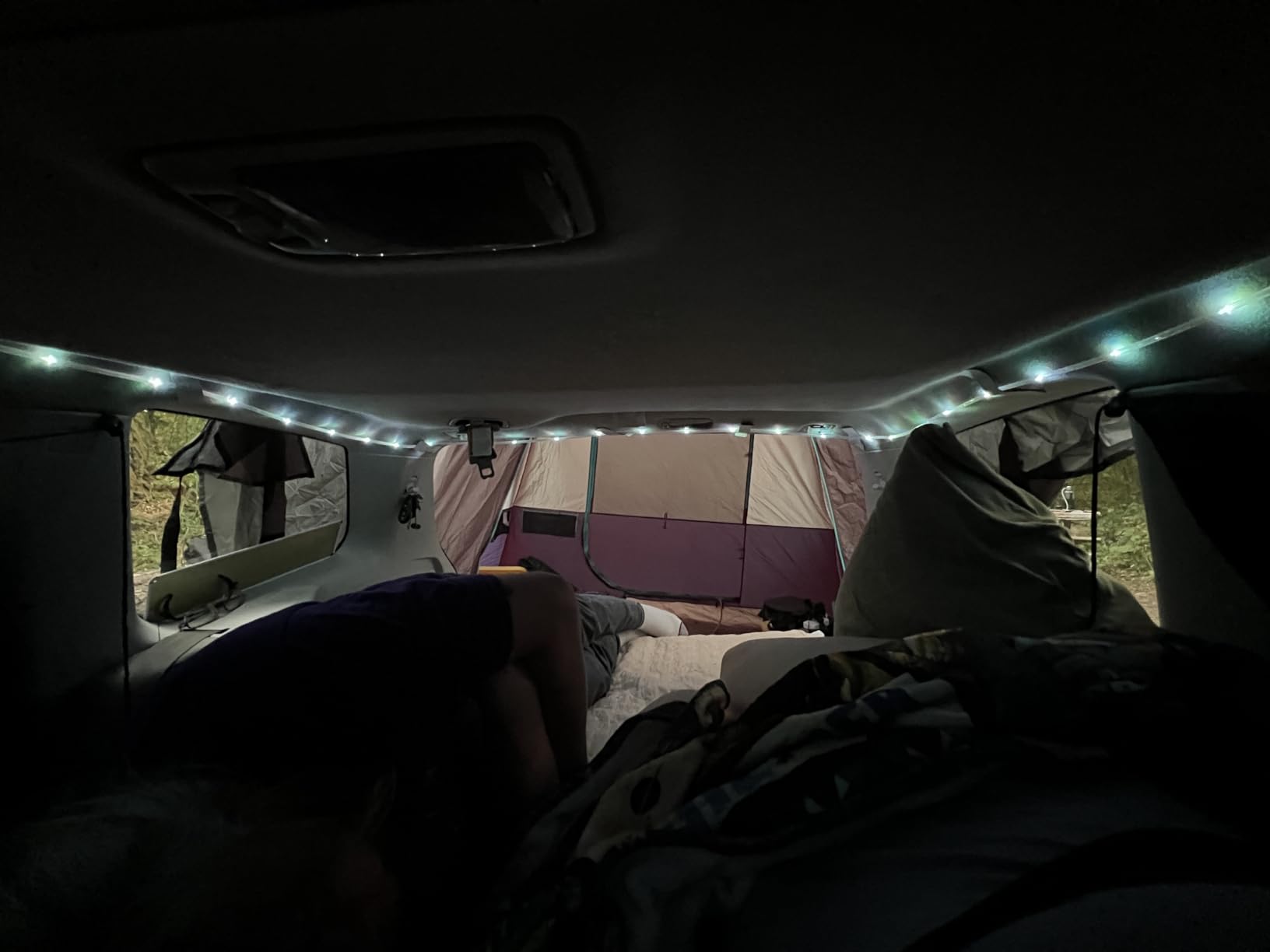 TIMBER RIDGE 5-9 Person SUV Tent with Screen Porch and Awning for Family Camping, Weather Resistant and Portable Van or Car Tent, Includes Rainfly and Storage Bag, 13' W X 10' L X 7.1' H customer photo 2