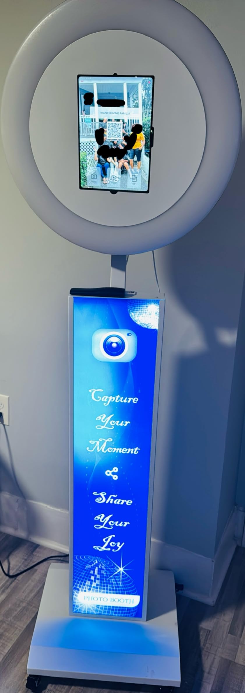 HARZHI Portable Photo Booth Compatible with iPad, Photo Booth Stand Shell, Perfect for Weddings and Parties, Free ChackTok Membership, Free Custom Logo, with Flight Case (White, Photobooth-Pro) customer photo 2