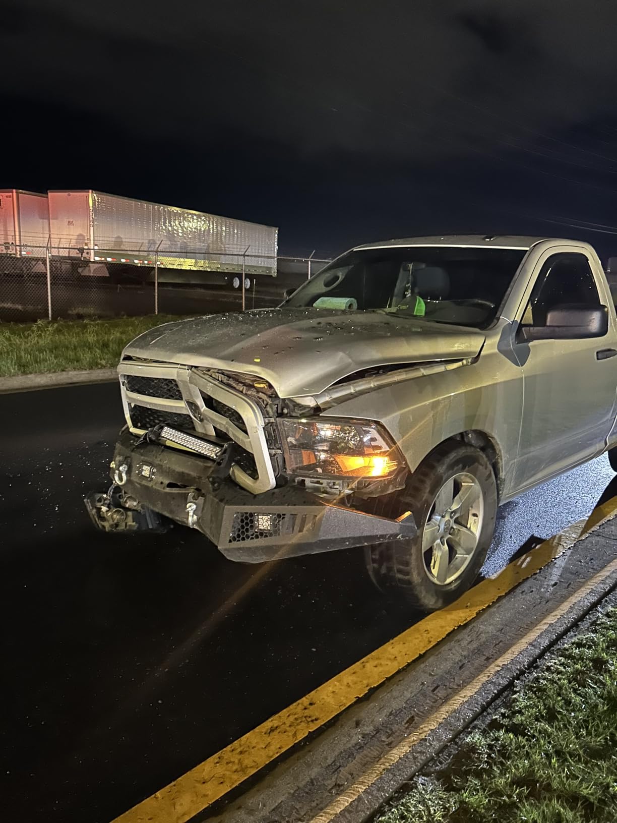 Off Road Front Bumper Fits for RAM 1500 2013-2018, Full Width Front Bumper 5 Lights D-Rings, Bull Bar Built-in Winch Plate Heavy Duty Steel, Textured Black Steel Bumper customer photo 1