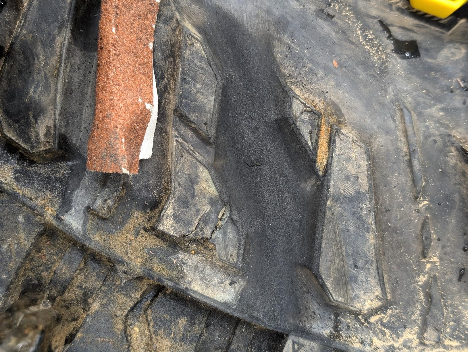 GlueTread Full-Size 4x4 Sidewall Tire Repair Kit | Sidewall Tire Patch Kit Puncture Repair Kit for Off-Road 4x4 Vehicles | Improved Rubber Formula No Accelerator Needed 10 Minutes Curing Time customer photo 2