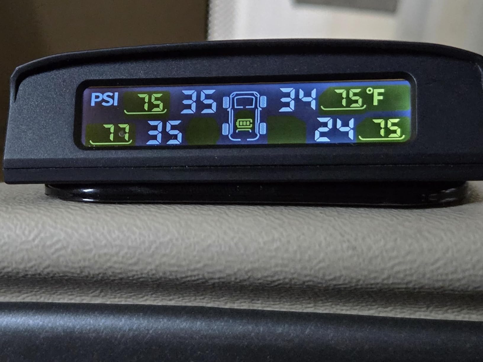 Tymate RV Tire Pressure Monitoring System, Solar Charge TPMS, 6 Sensors & 5 Alarm Modes, M7-3 2024 Updated Color Display, W/Repeater for Longer Distance Transmission, 0-87 PSI for RV Trailer Camper customer photo 1