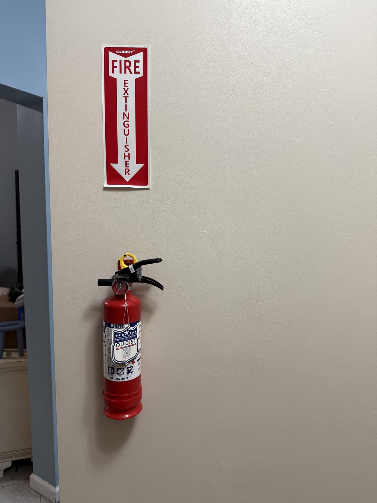 Ougist ABC Fire Extinguisher for Home & Vehicle - 2.5 lb 1-A:10-B:C Rated, Dry Chemical Fire Safety with Quick-Release Handle, Certified for Kitchen/Car/Boat Use-Model FF1KG customer photo 2