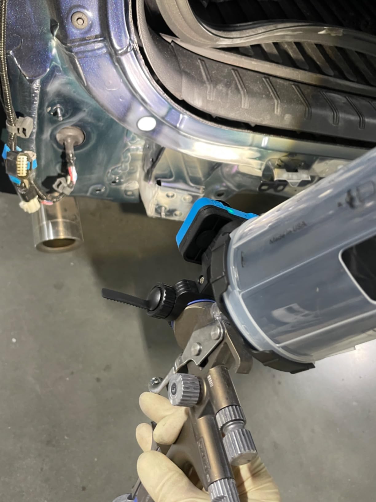 Master Elite Rechargeable Spray Gun Mount Color Match Light, 500 Lumen LED, CRI 95+ - Replicates Natural Sunlight, Illuminates Paint Surface Sprayed, Ensures Even Coverage - Automotive Repair Coating customer photo 1