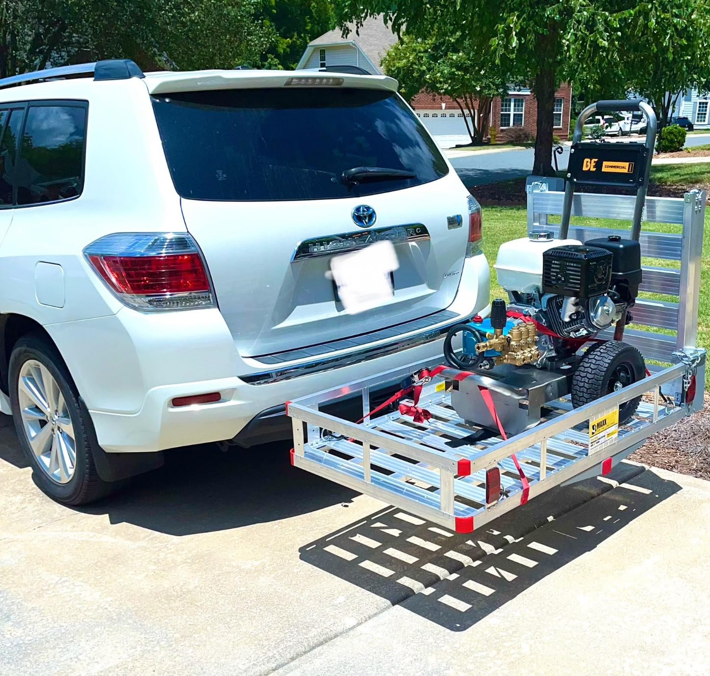 MaxxHaul 50945 Aluminum Hitch Mount Wheelchair/Mobility Carrier - 50