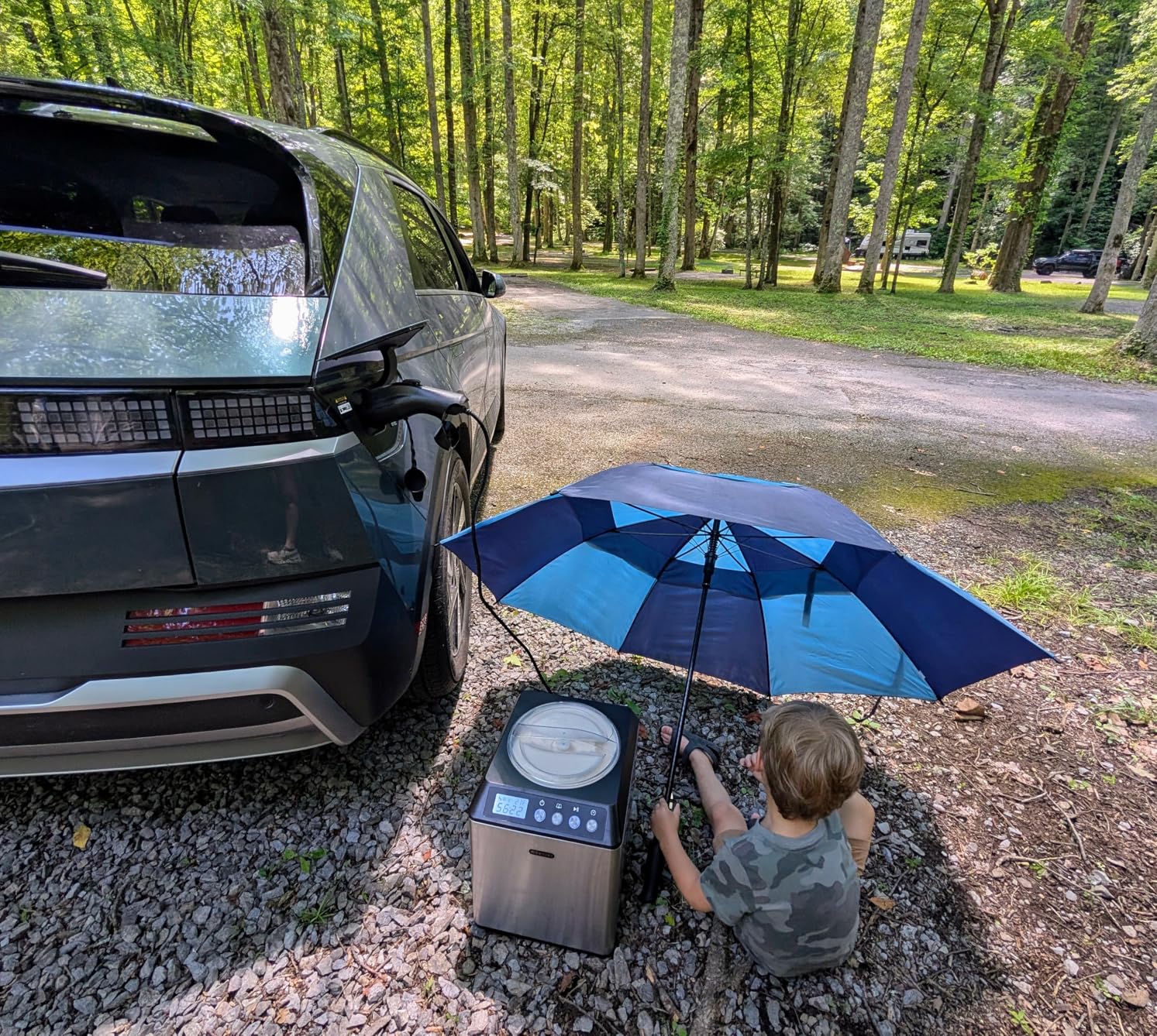 V2L Adapter Compatible with Hyundai IONIQ 5 & IONIQ 6, Kia EV 6. Power Your Devices by Using Your Car Battery, for Camping, Emergency Use customer photo 2