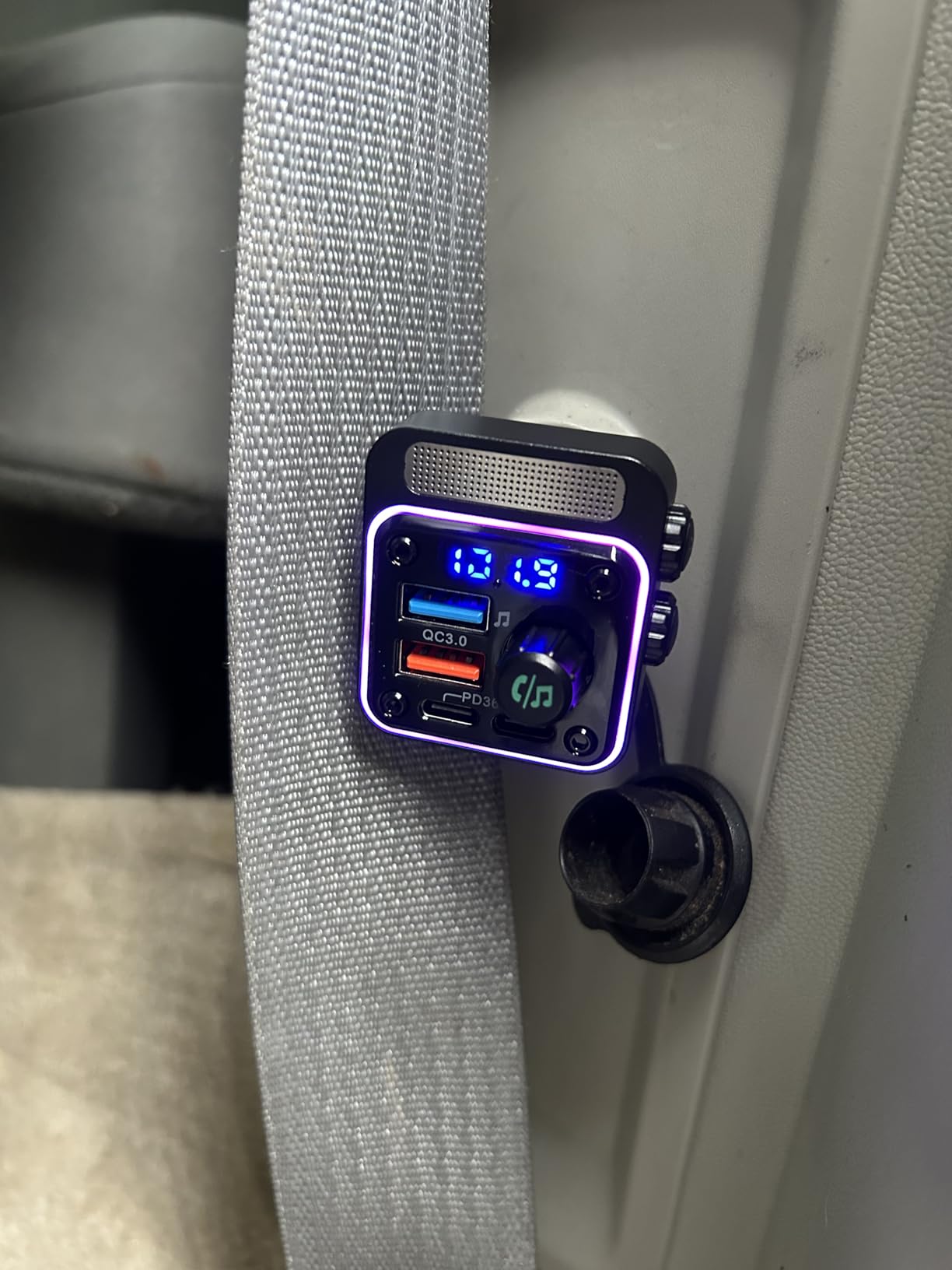 Nulaxy 54W Bluetooth 5.3 Car Adapter Charger 4-Port Fast Charging [PD36W & QC3.0 18W], Wireless Radio FM Transmitter with Deep Bass Player, 5 Colors LED Backlit, Hands-Free Calling, Support USB Drive customer photo 2