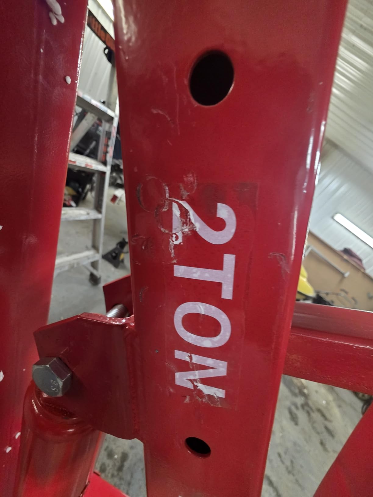 2 Ton Engine Hoist Foldable Cherry Picker, Heavy Duty Engine Lift Hoist, 4400 lbs Foldable Hydraulic Shop Crane w/Telescopic Boom & 6 Swivel Casters for Auto Repair Garage Workshop (Red) customer photo 1