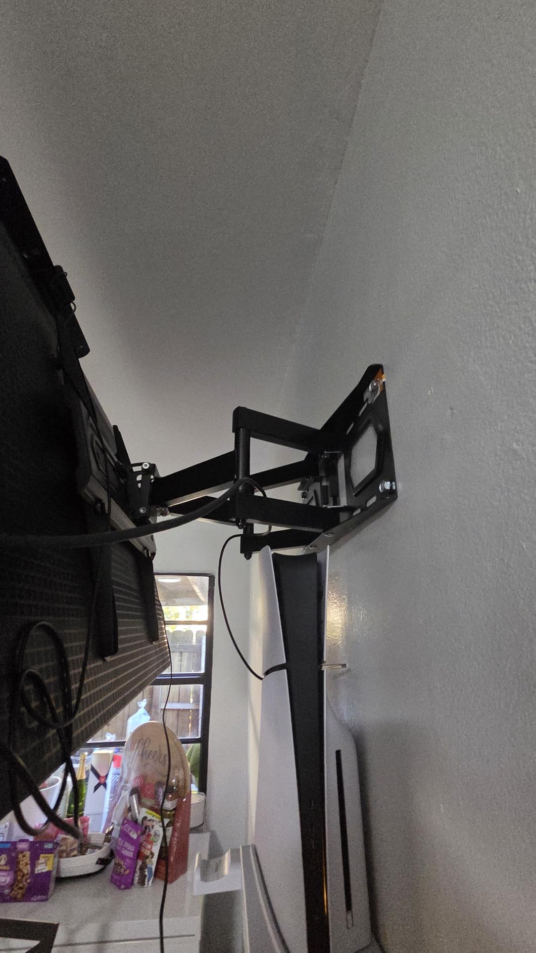 USX MOUNT UL Listed RV TV Mount for Most 17-43inch TV - Lockable Full Motion RV TV Wall Mount for Camper, Trailer, Motorhome - Swivel Tilt Bracket for Truck Boat, 44 lbs Capacity, VESA 200mm customer photo 1