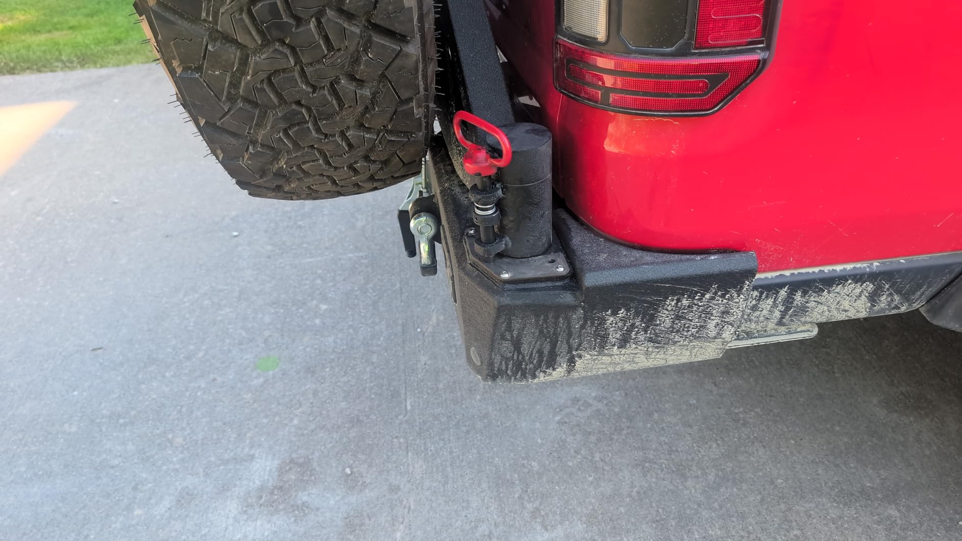 Hooke Road Gladiator Rear Bumper for 2020-2026 Jeep Gladiator JT, Offroad Bumper w/Dual Swing Arms & Tire Carrier & 5.3-Gallon Jerry Can Holder customer photo 2