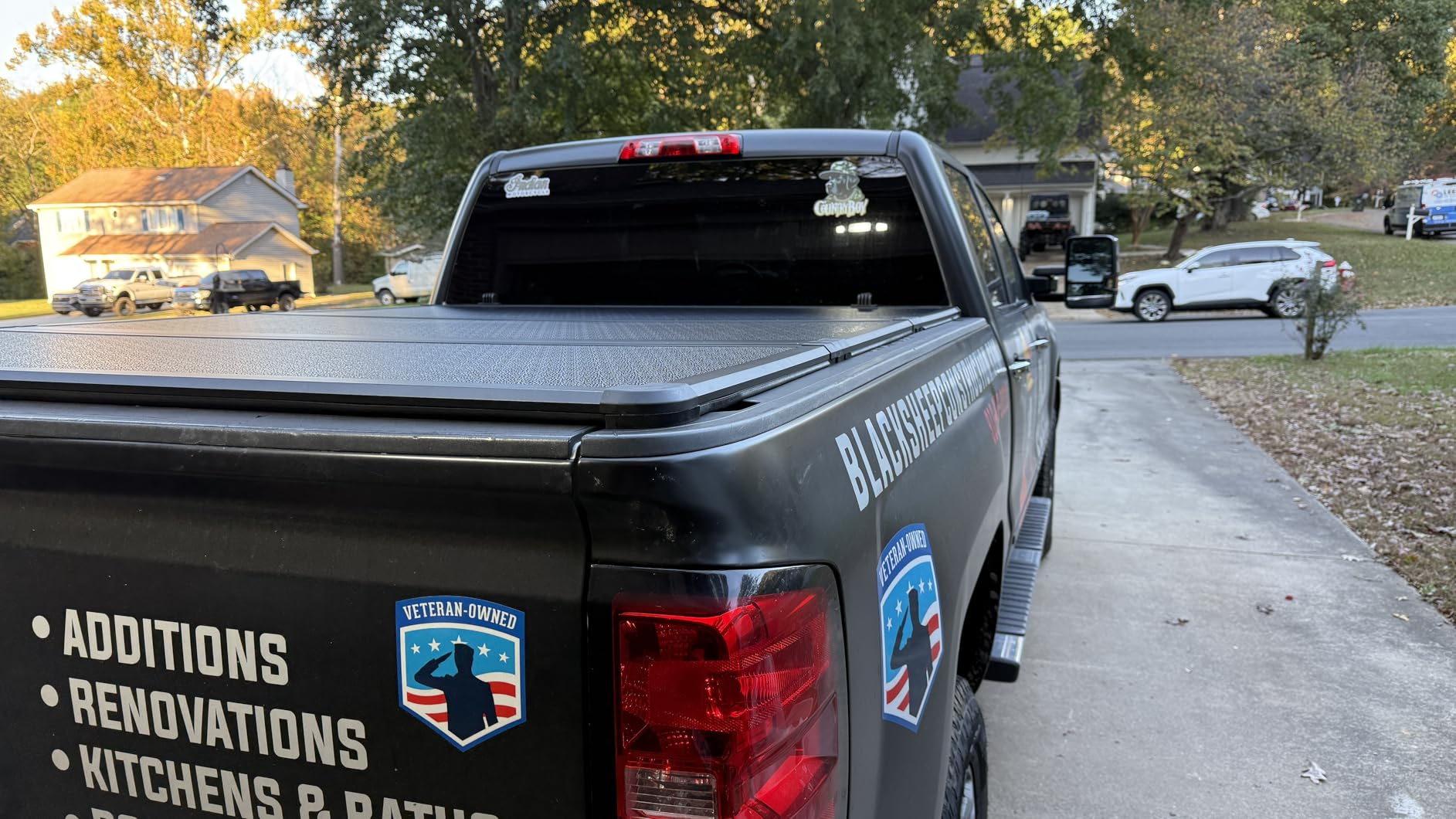 Hard Folding Truck Bed Tonneau Cover Compatible with Chevy Silverado & GMC Sierra 2500 3500 HD 2020(New) 2021-2026 6.9 ft Standard Box(No CarbonPro Bed), Tri Fold On Top Style customer photo 2