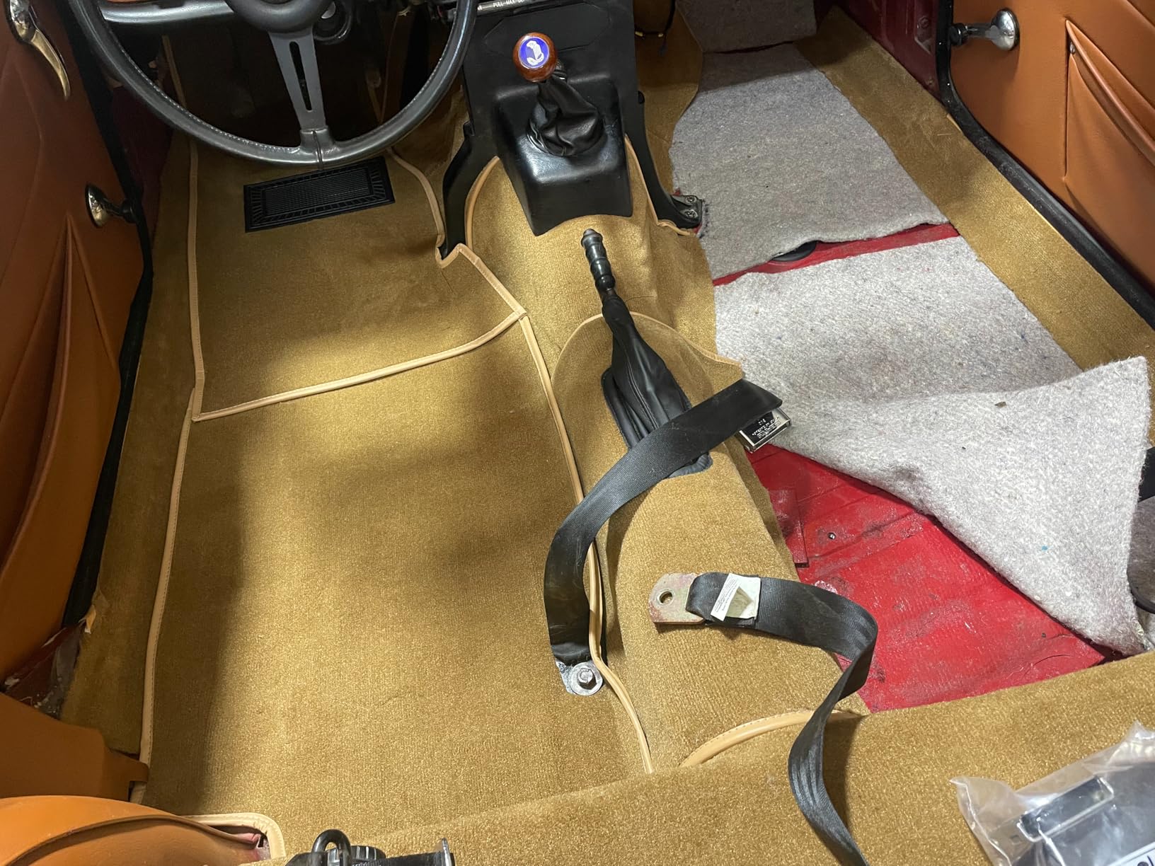 AK TRADING CO. Heavy Duty Headliner Foam Spray Adhesive 12oz - High Temperature Resistant, VOC Compliant, Clear-Drying Formula customer photo 1