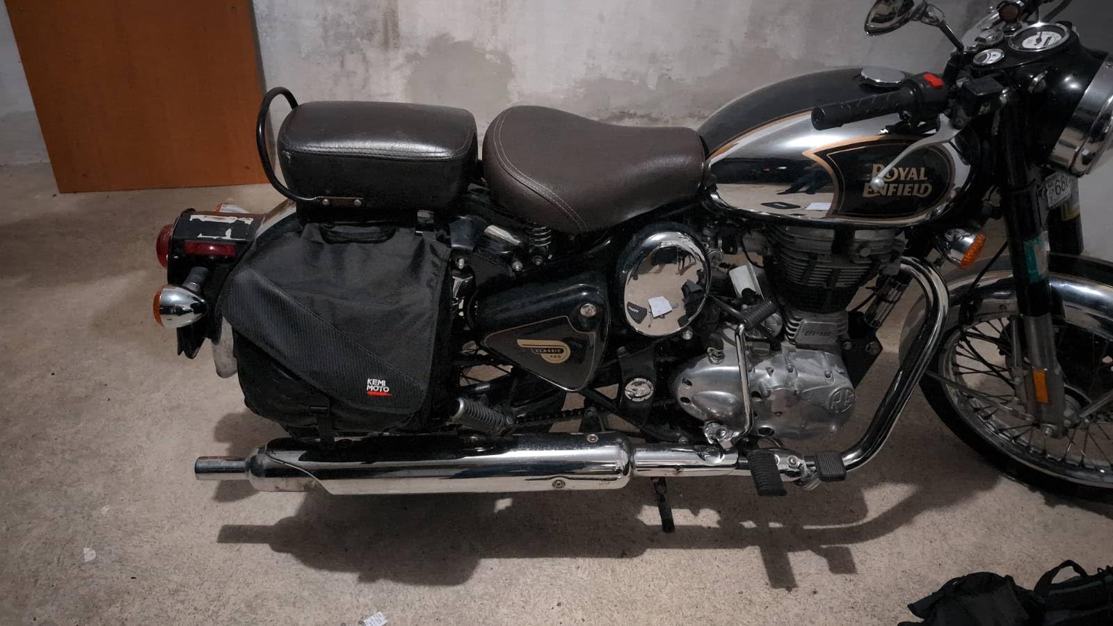 KEMIMOTO Motorcycle Saddlebags, 40L(20Lx2) Large Capacity Detachable Side Saddle Bags Motorcycle Panniers Bags with Protective Cover Universal Luggage Bag, Black customer photo 1