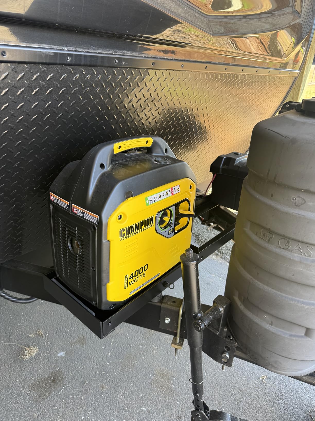 Champion Power Equipment 4000-Watt RV Ready Portable Inverter Generator with Quiet Technology and CO Shield customer photo 1