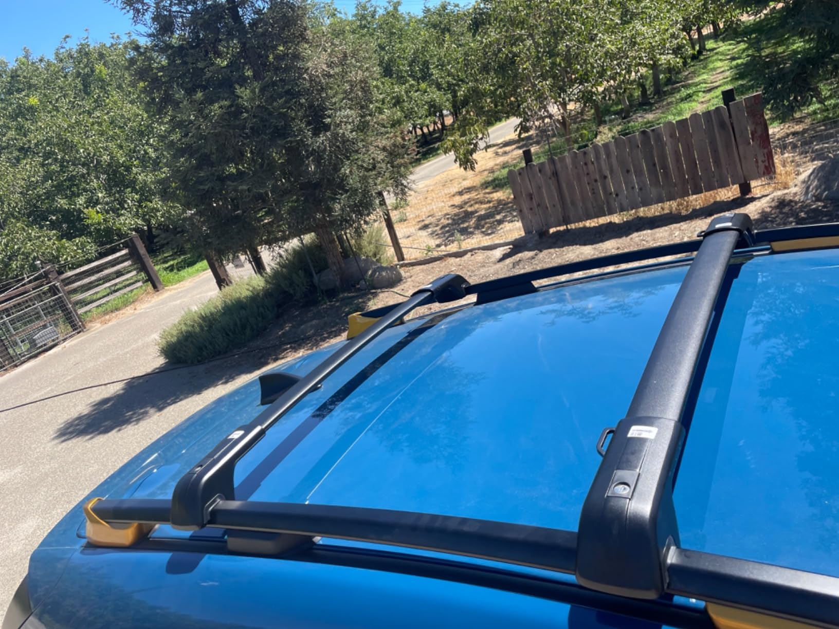 330lb Heavy Duty Lockable Roof Rack Cross Bars Compatible with Subaru Crosstrek Wilderness 2024-2026, All-Metal Aluminum Roof Rails Crossbars Rooftop Luggage Racks Bike Kayak Snowboard customer photo 1