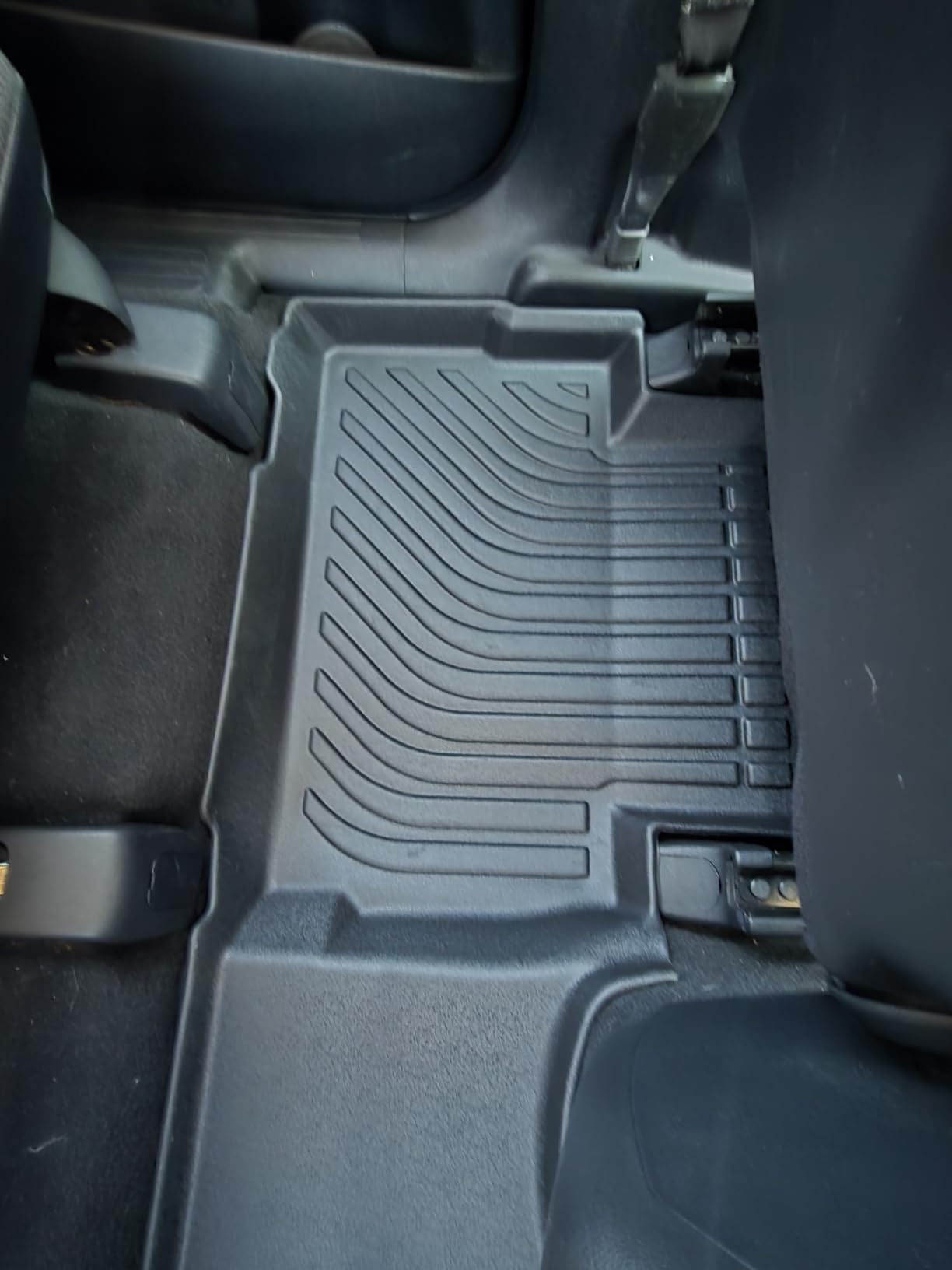 VIWIK TPE Floor Mats for Chevy Silverado/GMC Sierra 1500 2019-2026 Crew Cab, All Weather Car Mats Compatible for GMC Sierra 2500HD/3500HD 2020-2026, Chevy Silverado 1500 Accessories, 3pcs customer photo 1