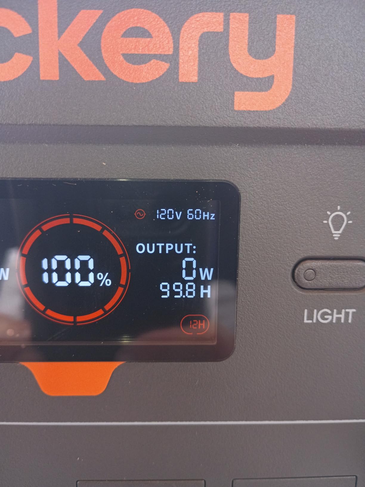 Jackery Explorer 1000 v2 Portable Power Station,1070Wh LiFePO4 Battery,1500W AC/100W USB-C Output, 1 Hr Fast Charge, Solar Generator for Camping,Emergency, RV, Off-Grid Living(Solar Panel Optional) customer photo 1