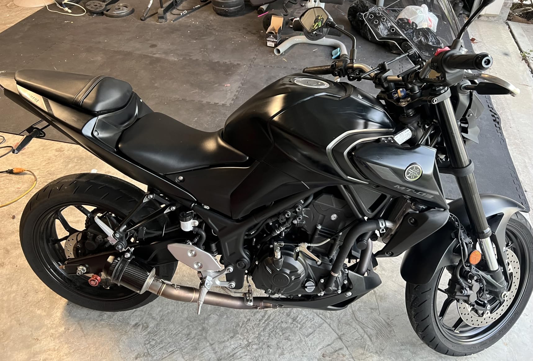 Motorcycle Exhaust, Slip-on Motorcycle Muffler, Carbon Fiber Slip on Exhaust Muffler, Fit for Z900 GSXR750 CBR650 and more, with Complete Accessories, Black customer photo 2