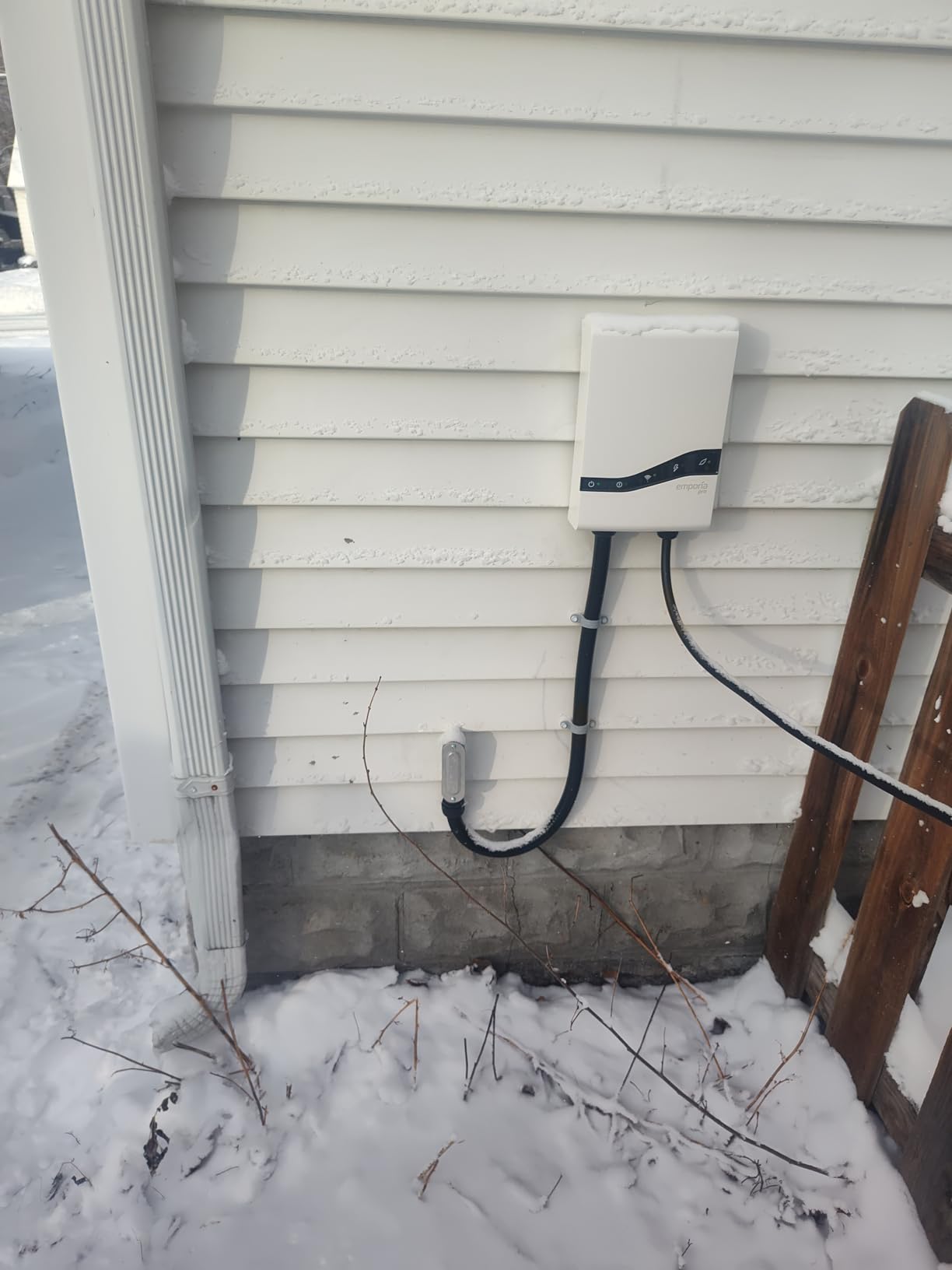 EMPORIA Pro Level 2 EV Charger with PowerSmart - 48 amp Fast EV Charger for Home with Hardwire and J1772 Connector - 240v Electric Vehicle Charging Station customer photo 1