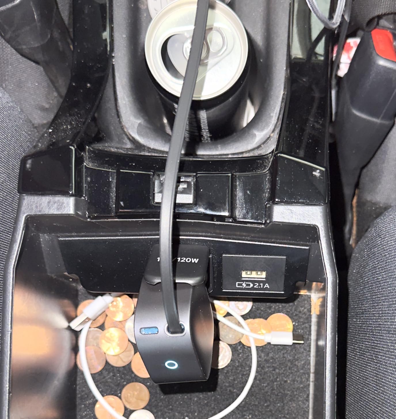 Anker Retractable USB-C Car Charger, 75W Max Fast Charging with Built-in Retractable Cable Car Adapter, Car Accessories for iPhone 17/16 Series, Galaxy S25/S24, MacBookPro/Air, iPad, and More customer photo 1