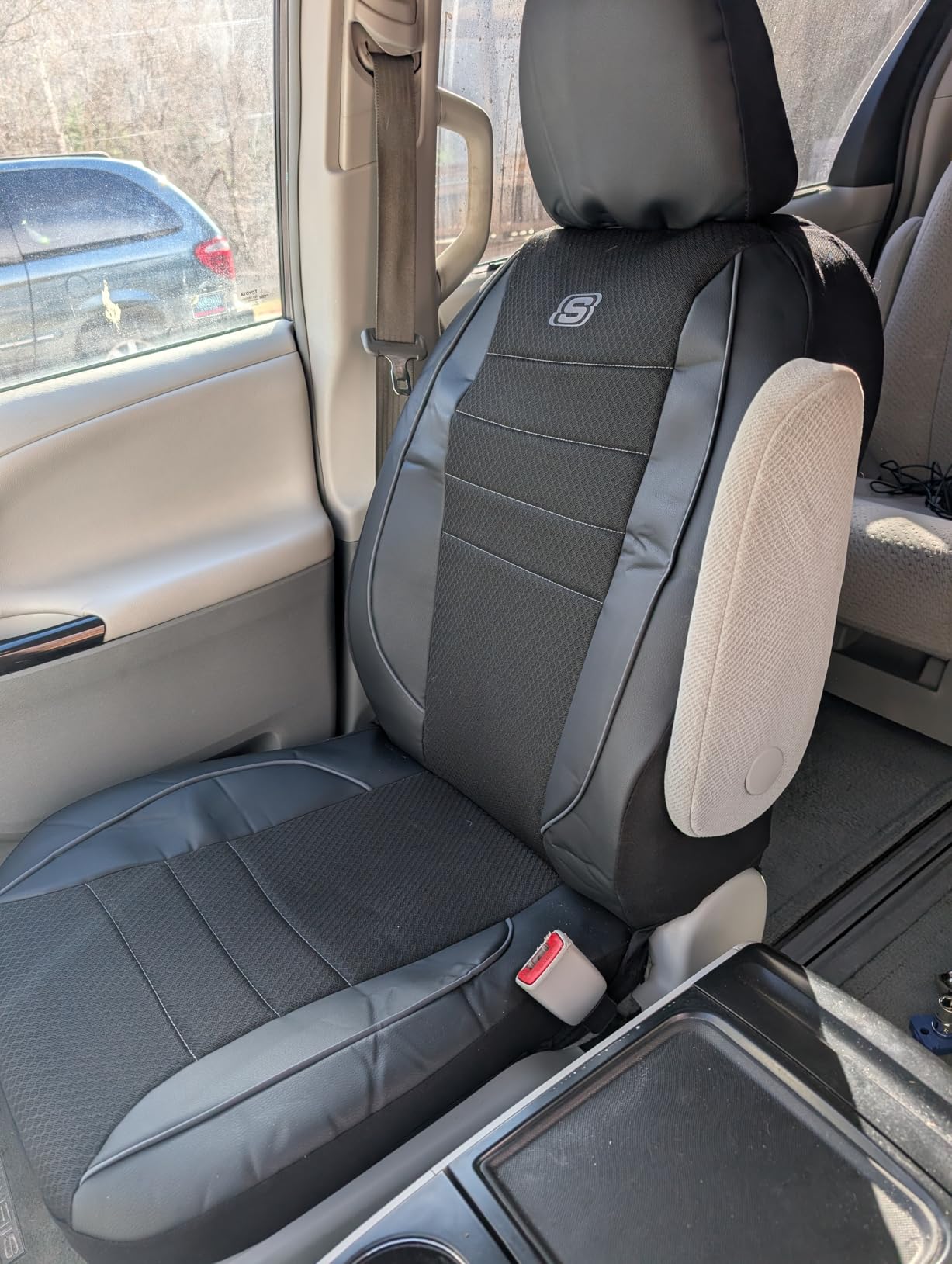Skechers Air-Cooled Memory Foam Seat Covers,Mesh Thick Car Seat Covers,Piping Leather Car Seat Covers Front Seats,Airbag Compatible,Automotive Comfort Universal FitMost Cars,Vans,Truck,SUV,Black customer photo 2