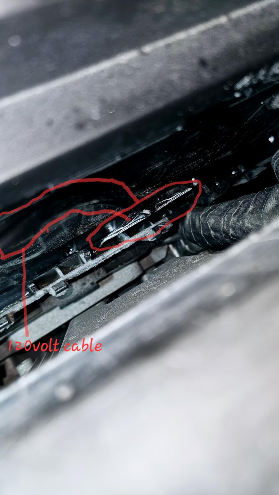 8-1/2'' x 7-7/8'' Silicone Battery Heater Pad with Thermostatically Control and Plug, Automotive Electric Silicone Battery Warmer Pad, 120V, 60Watts, Grey customer photo 2