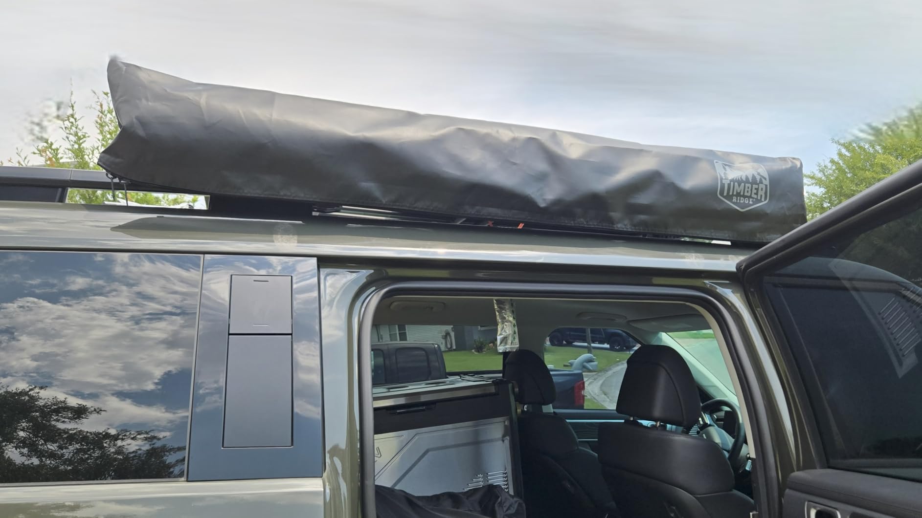 TIMBER RIDGE 19x9.8ft Retractable Car Awning with Blackout Coating, 186ft² Roof Rack Pull-Out Sun Shade Overland Camping, UPF50+ Waterproof Sun Shelter for Vehicle/Truck/Jeep/SUV/Van Green customer photo 2