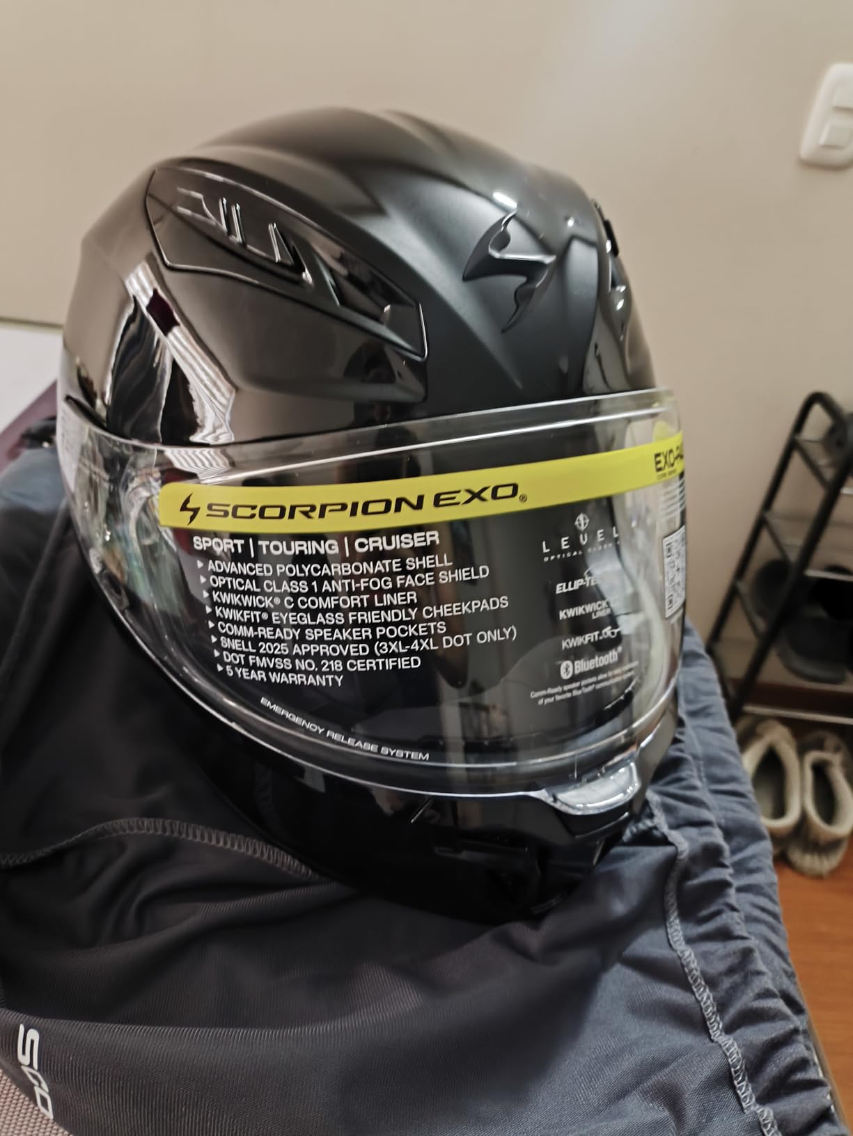 ScorpionEXO R430 Full Face Street Motorcycle Helmet with Bluetooth Ready Speaker Pockets DOT/SNELL Approved customer photo 1