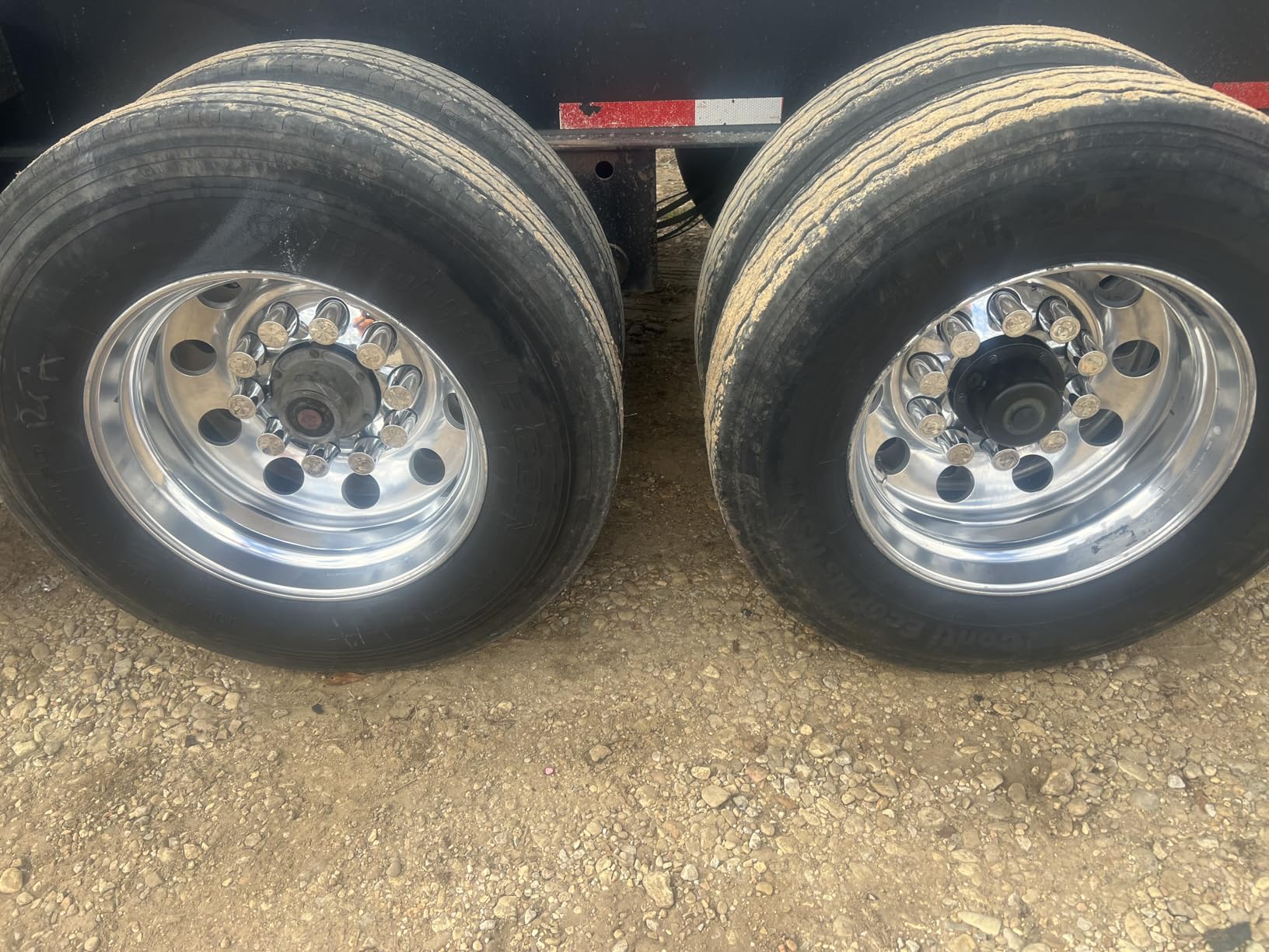 Cordless Buffer Polisher Kit for Dewalt 20V Battery (No Battery), 6-Inch Orbital Car Polisher Variable Speed 1800-5500 RPM, 17PCS Polishing Accessories, for Car Polishing/Waxing (Tool Only) customer photo 2