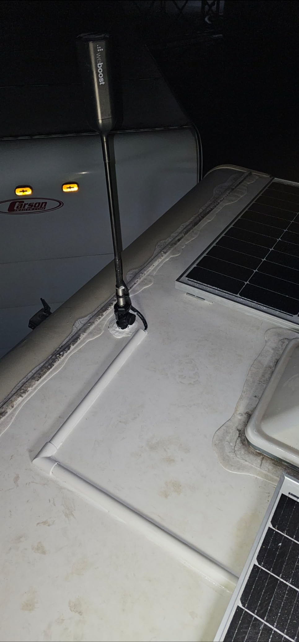 weBoost Drive Reach RV II- Cell Phone Signal Booster kit | Boosts 4G LTE & 5G for All U.S. Carriers - Verizon, AT&T, T-Mobile & More | Made in The U.S. | FCC Approved (Model 474061) customer photo 2