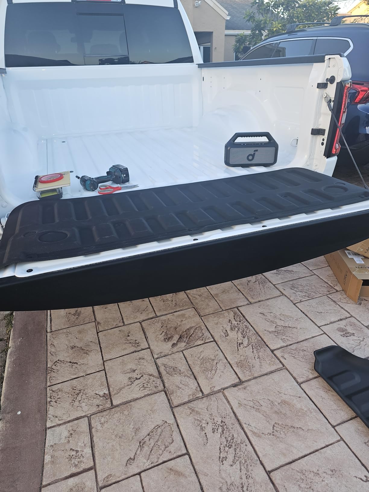 LASFIT Bed Mat for Rivian 2022-2026 R1T (4.5FT/4.5'Bed) Truck Bed, All Weather 4.5 ft Pick up Bed Liner for Rivian R1T Accessories, TPE Trunk Mat&Bed Liner customer photo 2