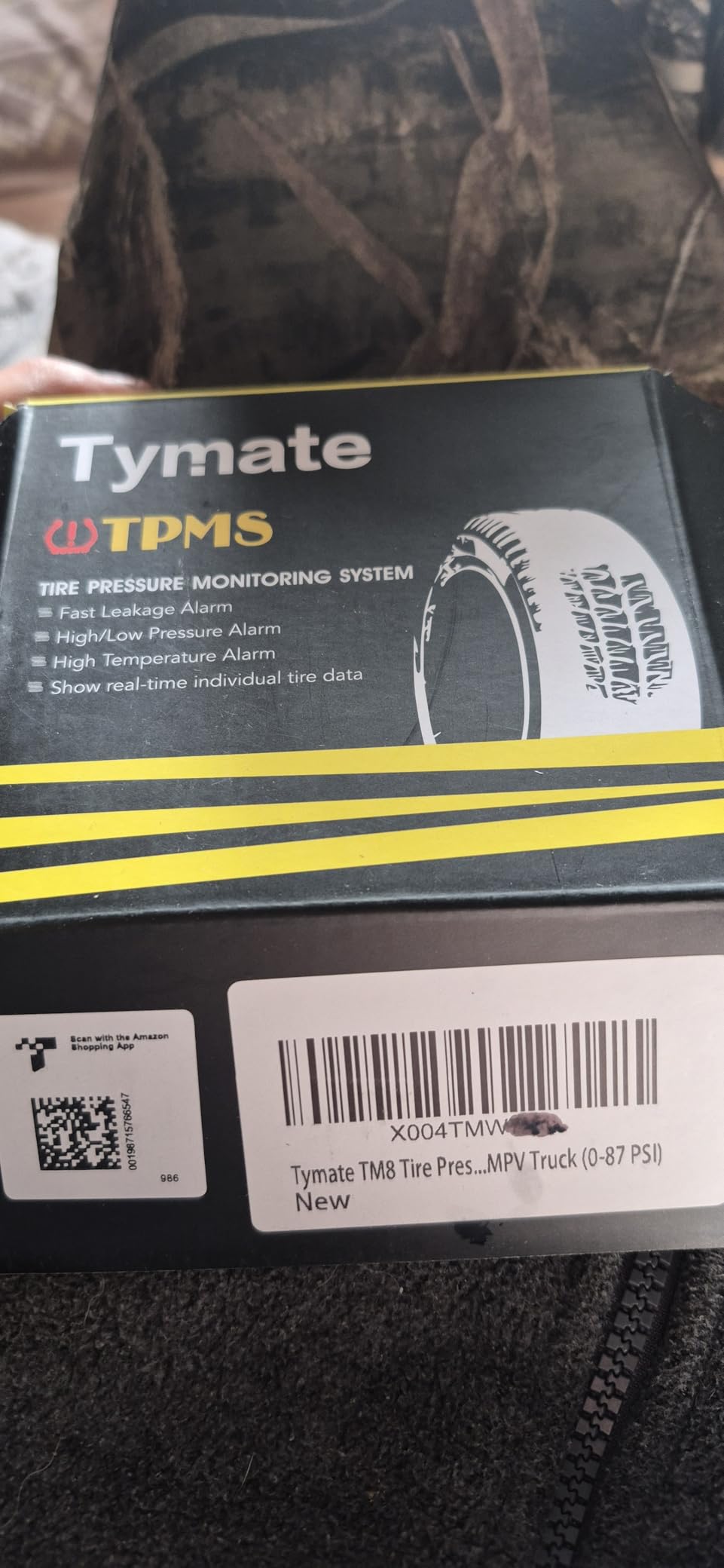 Tymate TM8 Tire Pressure Monitoring System, Wireless Solar TPMS with 4 External Sensors & 6 Alarm Modes, Colorful Display, Easy to Intall on Windshield, Ideal for RV Sedan SUV MPV Truck (0-87 PSI) customer photo 1