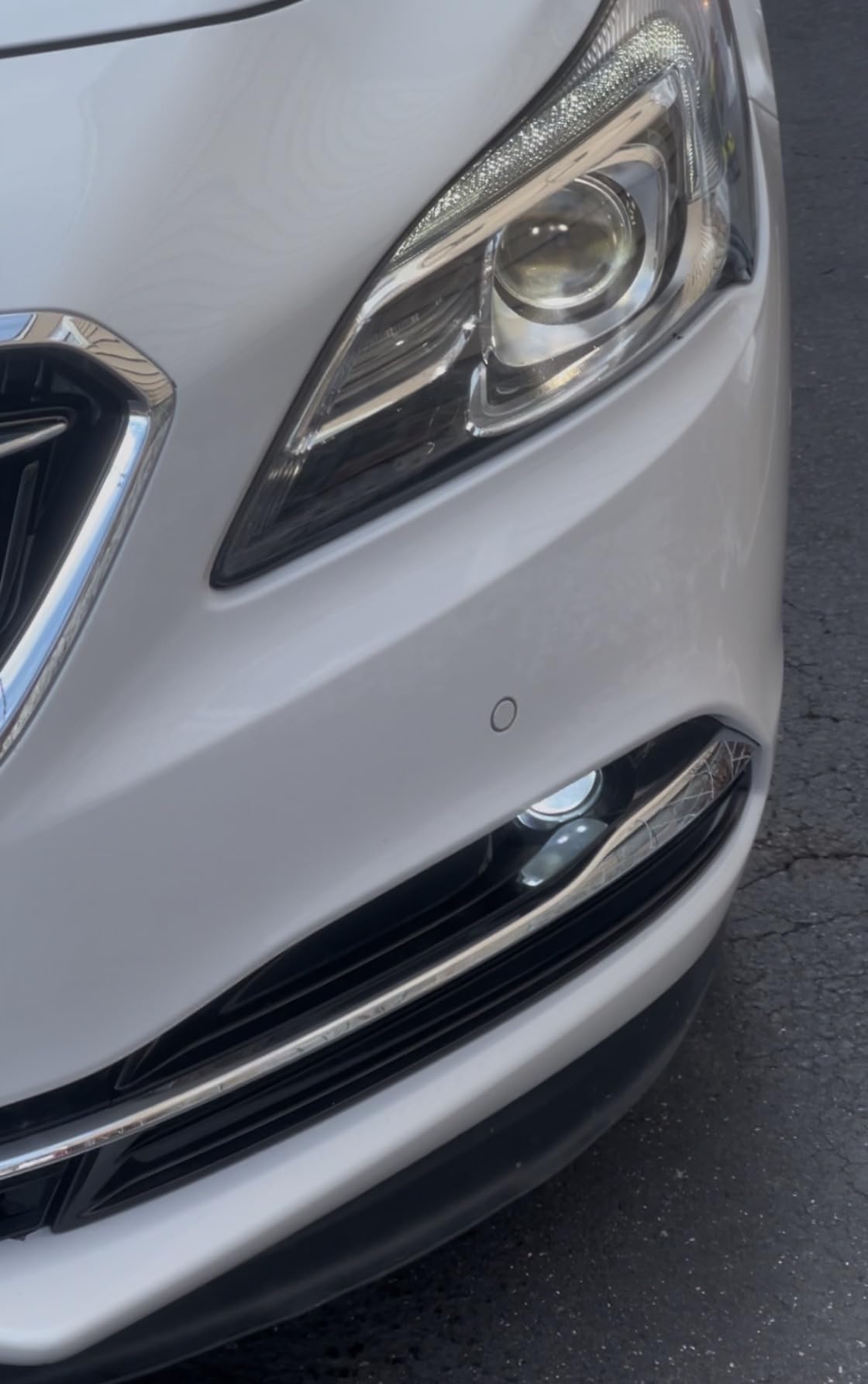 AUXITO H11 H8 H16 LED Fog Light Bulbs, 600% Brightness 6500K Cool White Driving Fog lights, 1:1 Mini Size Front Fog Lamps, Non-polarity, Play and Plug (Pack of 2) customer photo 2