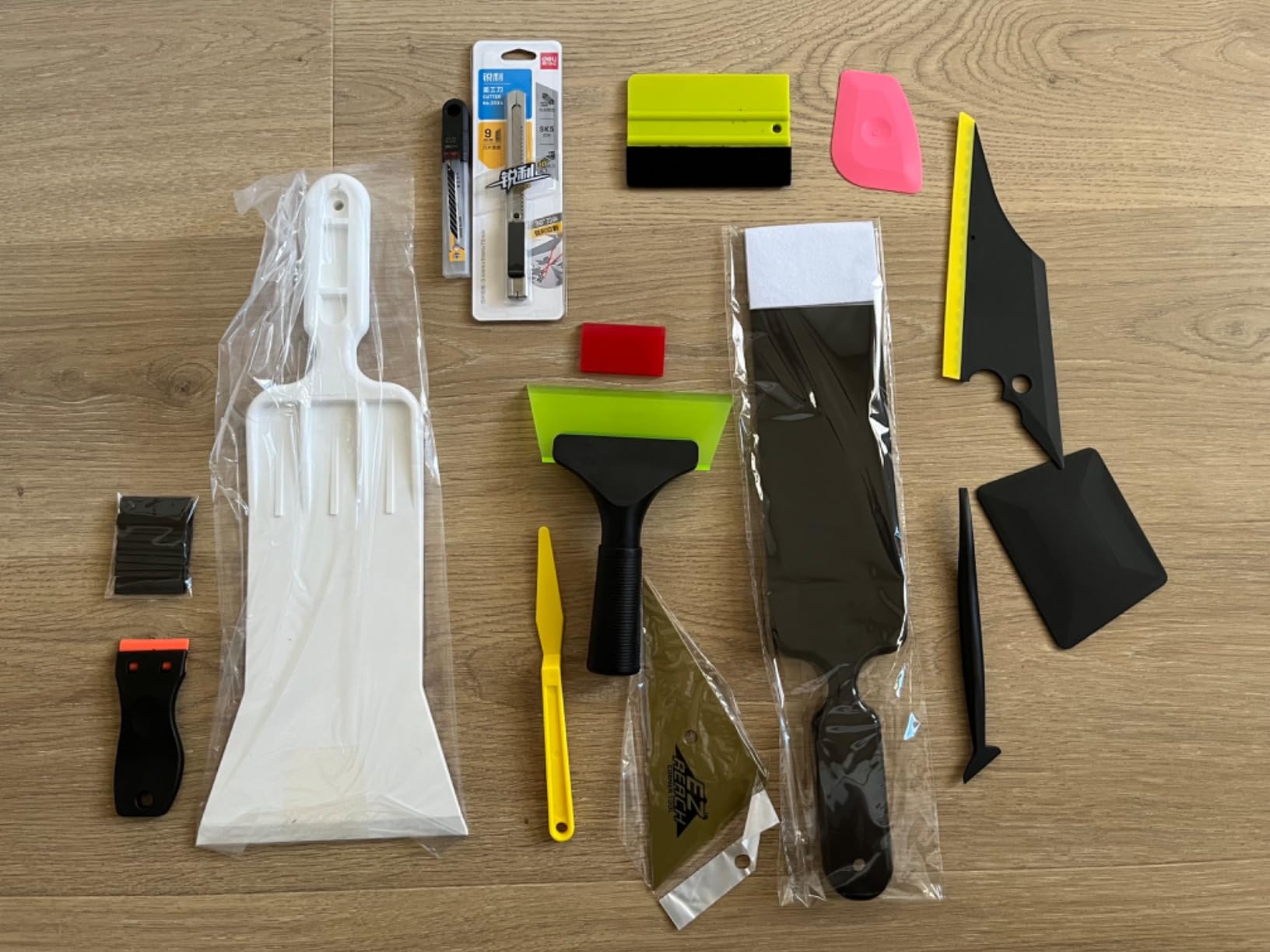 Window Tint Kit Vinyl Wrap Tool for Car Tinting Tools Windshield Back Window Squeegee Bulldozer Squeegee Scrubber Paddle Rubber for Car Wrapping Film Installation Auto Tint Kit Pro Set customer photo 2