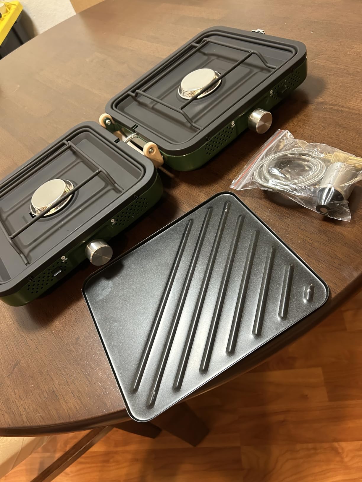 OGERY 2-Burner Foldable Camping Stove with Griddle (Textured & Smooth) and Carrying Bag, Portable Propane Camp Stove with 2 Adjustable Burners & Piezo Ignition, for Camping Tailgating Essentials Gear customer photo 1