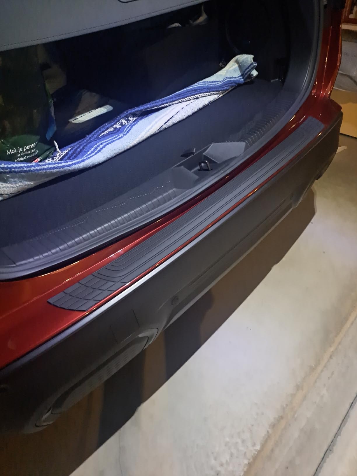 SINGARO Car Rear Bumper Protector, 42inch x3.4inch Car/SUV Universal Rubber Anti-Scratch Trunk Exterior Accessories customer photo 1