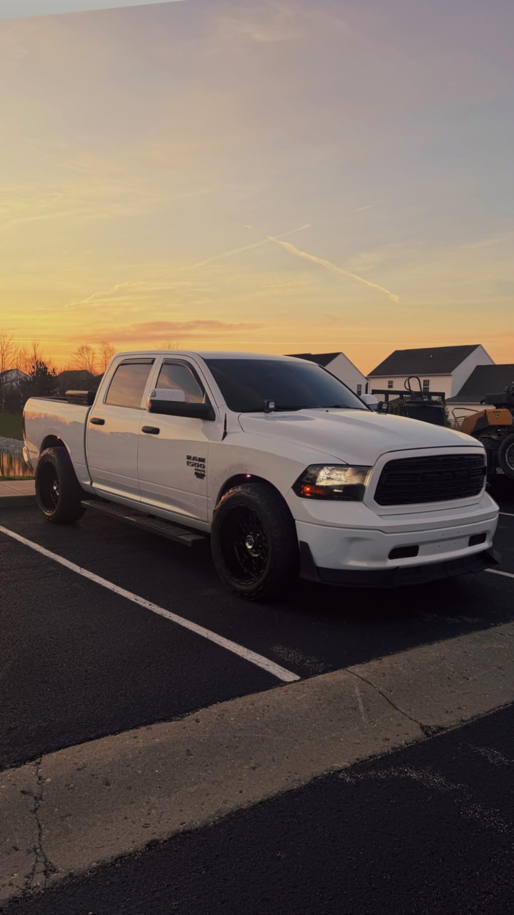 Front Bumper Grille Compatible with 2013 2014 2015 2016 2017 2018 Ram 1500 Grill, Replacement Aftermarket Grill with Letters Matte Black, Limited Style customer photo 2