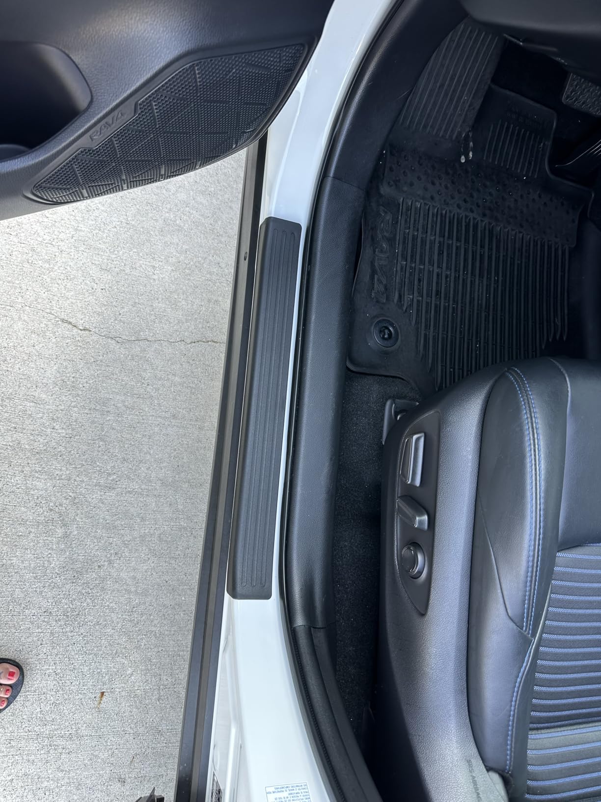 Door Sill Protector, Anti-Scratch Car Door Protection Compatible with Toyota RAV4 Hybrid, RAV4 Prime, RAV4-4 Door Set, Black customer photo 1