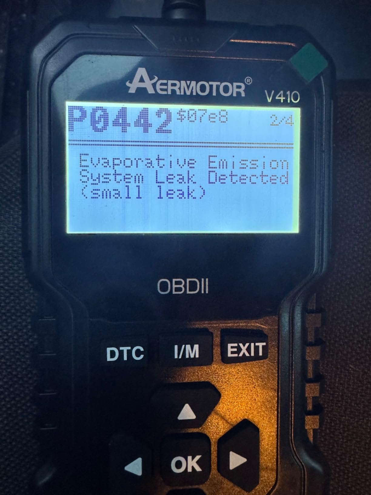 OBD2 Scanner, V410 Car Scanner Diagnostic Tool: Engine Fault Code Reader Scan Tool with Live Data/Freeze Frame for All OBDII Cars After 1996,Black customer photo 1