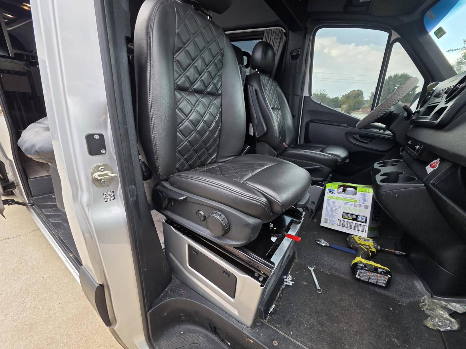 Swivel Seat Mount, 360° Rotation Driver Side Seat Swivel, Heavy Duty Rust Proof Seat Swivel Base Mount Plate Fit for Transit Sprinter Promaster, Enhance Your Seating Comfort customer photo 2