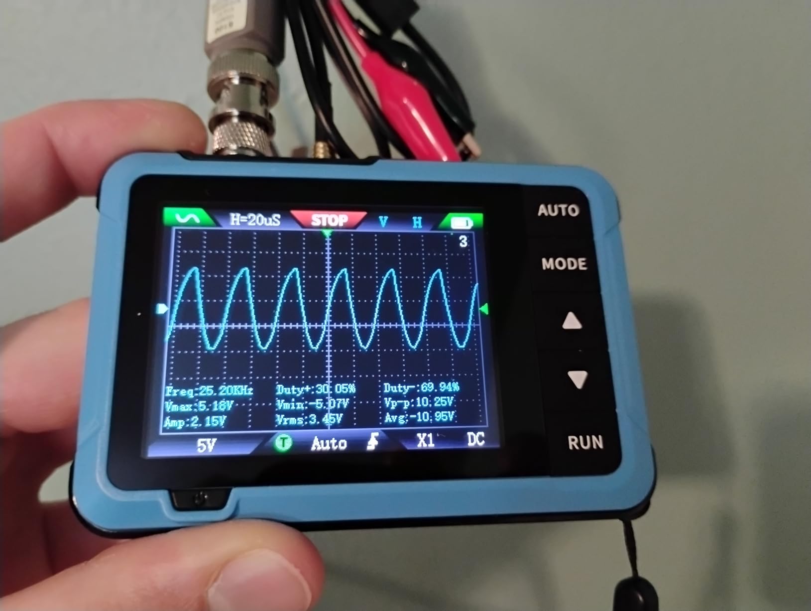 FNIRSI DSO-510 Handheld Oscilloscope/DDS Signal Generator 2 in 1, Digital Portable Automotive Oscilloscope 10MHz Bandwidth, 48MS/s Sampling Rate customer photo 2