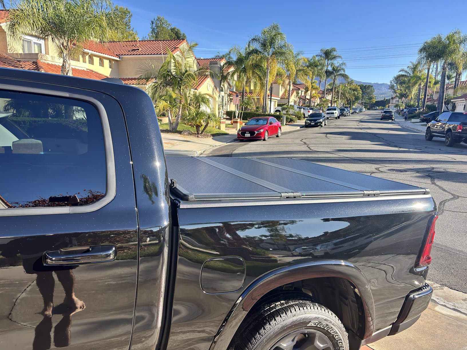 YITAMOTOR FRP Hard Tri-Fold Truck Bed Tonneau Cover Fits for Dodge Ram 1500 2002-2026 (Classic & New), Fits for Dodge Ram 2500 3500 2003-2026 6.4 ft Bed Without Rambox customer photo 1