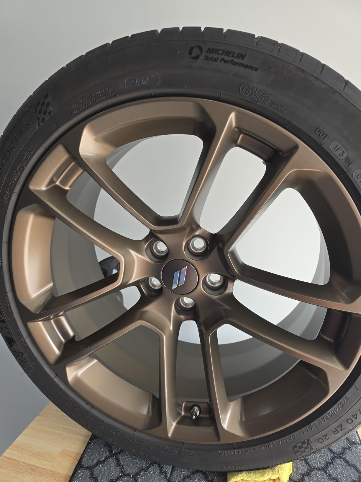 Armour Detail Supply - Wheel Coating - High-Temperature-Resistant Quartz Coating for All Wheel Types & Finishes - Easy Application; 1-Year Protection - 30 ml customer photo 2
