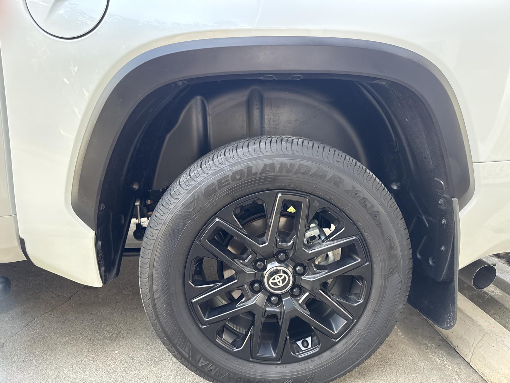 Rough Country Rear Wheel Well Liners for Toyota Tundra 2WD/4WD (2022-2025) - Heavy-Duty Rear Fender Liners for Mud & Debris Protection, Made in USA customer photo 1