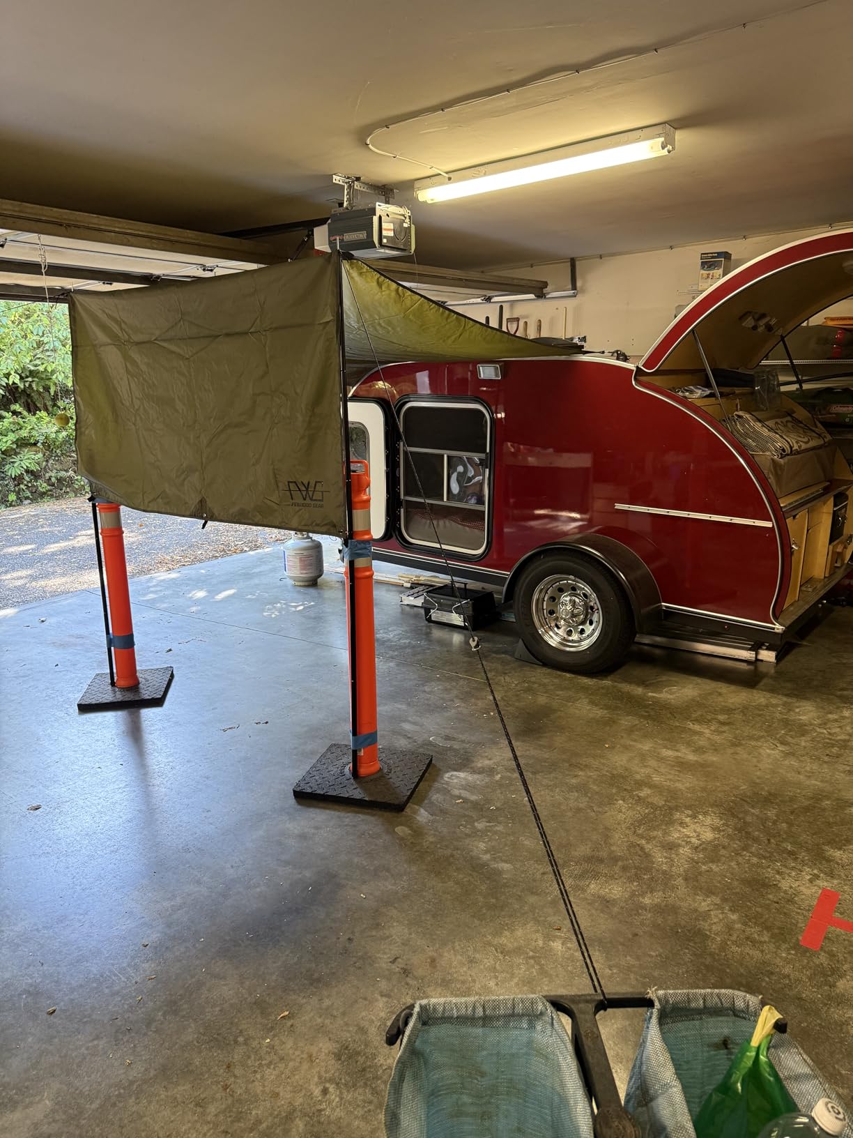 Portable Car Awning for SUV, Vehicle Awning for Camping Van Truck, Needn't Roof Rack Hardwares Waterproof UV50+ 10 x 5.6 ft customer photo 1