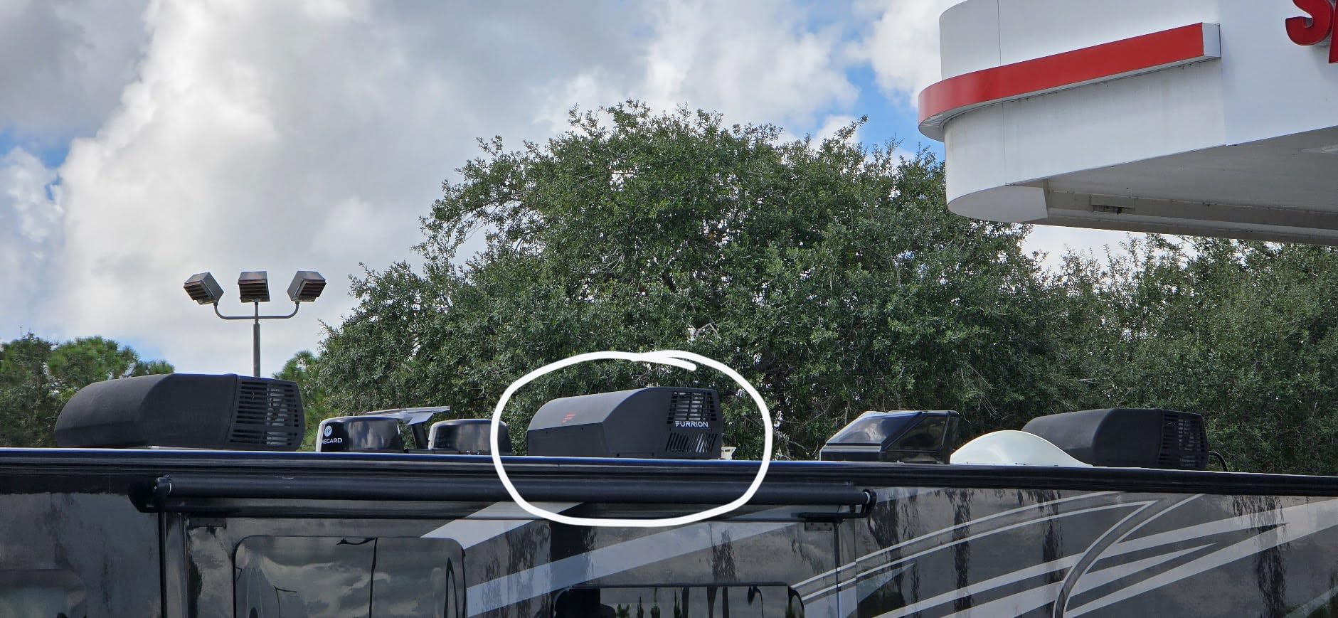 Furrion Chill Cube 18k BTU Variable Speed RV Rooftop Air Conditioner, White, Non-Ducted, R32 Refrigerant, Quiet High-Efficiency AC with Turbo Cool Mode, Lightweight, AC Unit Only - FACR18VSSA-BL-AM customer photo 2